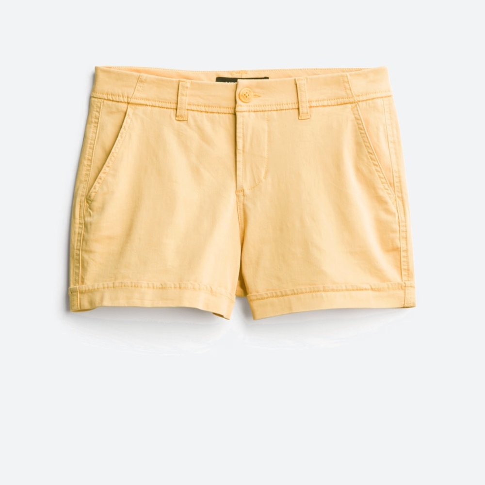 Liverpool Women's Light Yellow Cargo Shorts